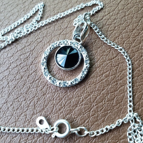 ❤️ Gorgeous Necklace Black & Silver - Picture 5 of 6